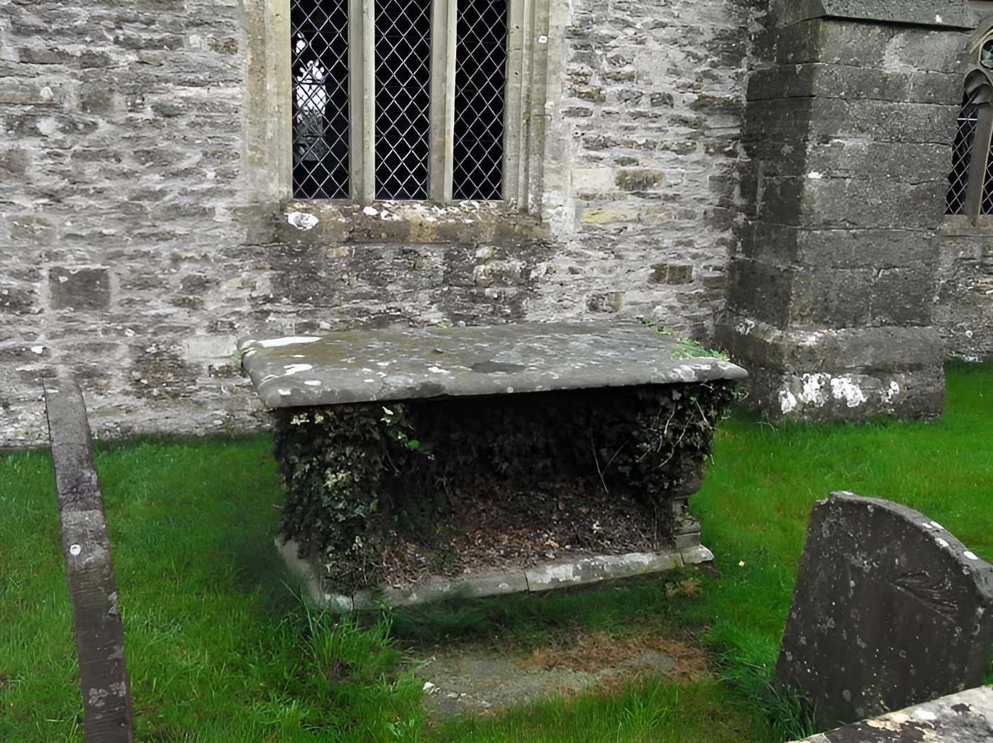 Tomb 1 - St. James West Littleton