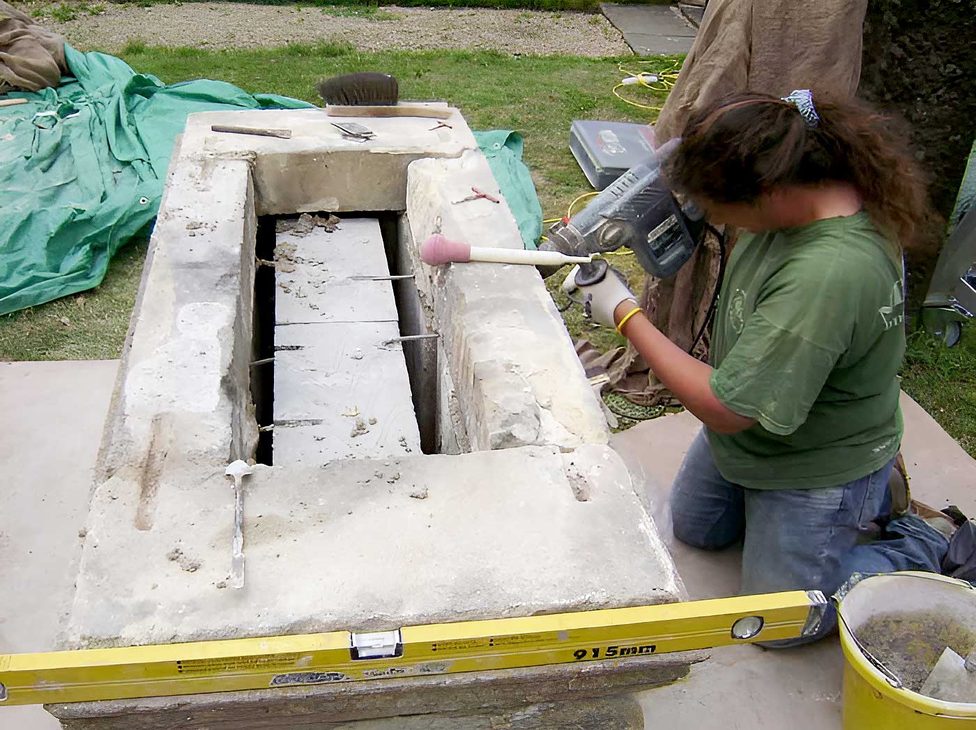 Tomb 2 - St. James West Littleton
