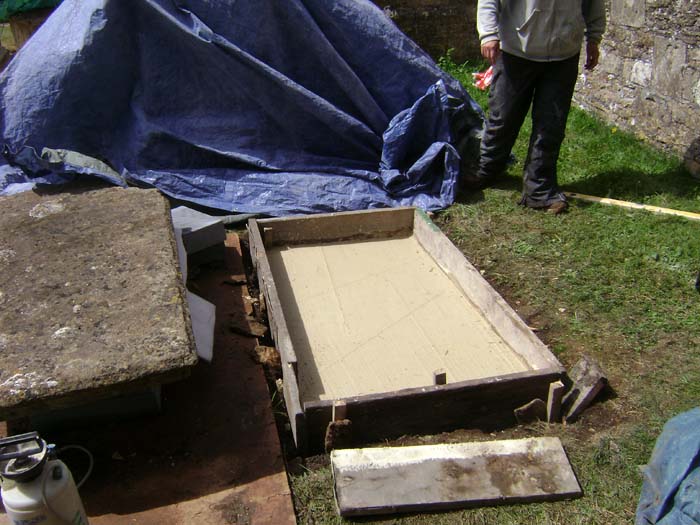 Tomb 5 - St. James West Littleton