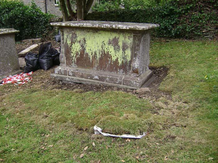 Tomb 9 - St. James West Littleton